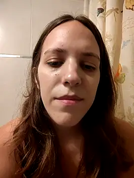Snapshot of lauflor chatting on 03/07/26, 01:08 lauflor online show from 03/07/26, 01:08