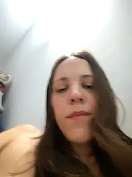 Snapshot of lauflor chatting on 03/16/26, 11:14 lauflor online show from 03/16/26, 11:14