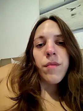 Snapshot of lauflor chatting on 04/26/26, 07:11 lauflor online show from 04/26/26, 07:11