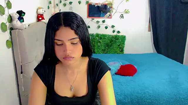 Chiara latina online show from 09/10/25, 11:38