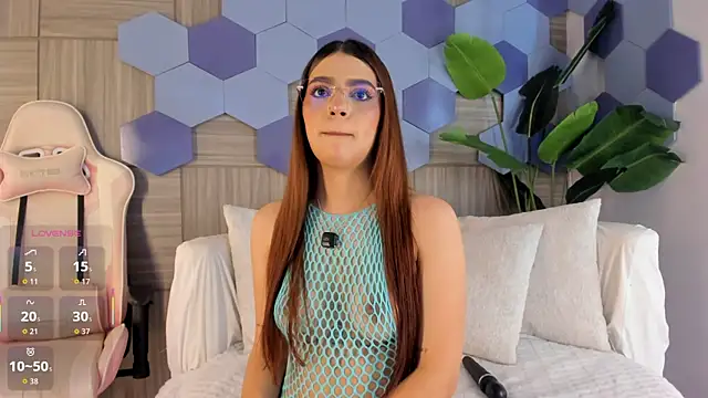 Snapshot of MilaGrace1 chatting on 04/07/26, 10:15 MilaGrace1 online show from 04/07/26, 10:15