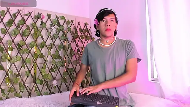 E R O S  online show from 06/23/26, 12:03
