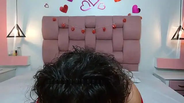 Lindacoopers online show from 10/11/25, 12:36