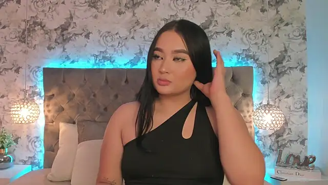 Alanna Ortiz online show from 09/12/25, 12:33