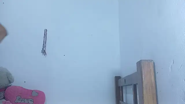 Snapshot of miss_cinnamon chatting on 09/18/25, 10:56 miss cinnamon online show from 09/18/25, 10:56