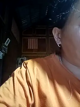 ningchun20 online show from 10/18/25, 03:31