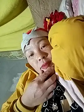 ningchun20 online show from 11/05/25, 09:09