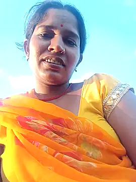 Hot Seema83 online show from 10/02/25, 12:01