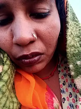 Snapshot of Hot_Seema83 chatting on 11/10/25, 01:26 Hot Seema83 online show from 11/10/25, 01:26