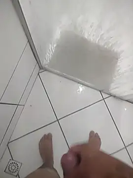 Snapshot of Novin23cms chatting on 09/28/25, 11:32 Novin23cms online show from 09/28/25, 11:32