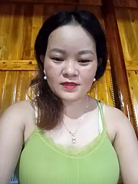 Snapshot of ctm-cute chatting on 10/05/25, 10:02 ctm-cute online show from 10/05/25, 10:02