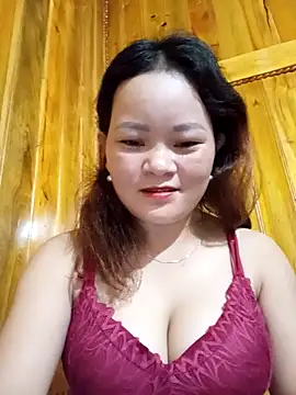 Snapshot of ctm-cute chatting on 10/06/25, 10:18 ctm-cute online show from 10/06/25, 10:18