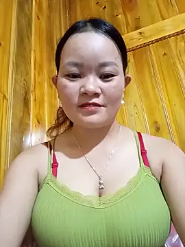 Snapshot of ctm-cute chatting on 10/10/25, 02:32 ctm-cute online show from 10/10/25, 02:32