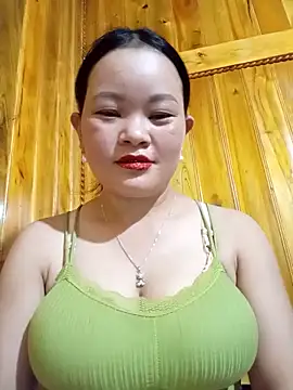 Snapshot of ctm-cute chatting on 10/14/25, 05:30 ctm-cute online show from 10/14/25, 05:30