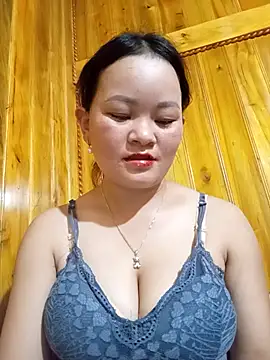 Snapshot of ctm-cute chatting on 10/16/25, 10:05 ctm-cute online show from 10/16/25, 10:05