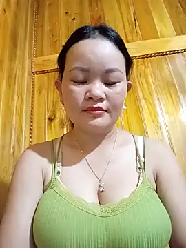 Snapshot of ctm-cute chatting on 10/21/25, 09:37 ctm-cute online show from 10/21/25, 09:37