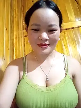 Snapshot of ctm-cute chatting on 11/08/25, 10:26 ctm-cute online show from 11/08/25, 10:26