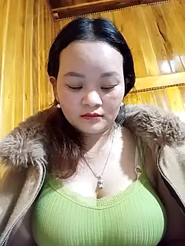 Snapshot of ctm-cute chatting on 11/20/25, 10:04 ctm-cute online show from 11/20/25, 10:04