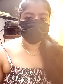 Snapshot of Reshma-Rani chatting on 09/18/25, 09:28 Reshma-Rani online show from 09/18/25, 09:28