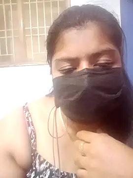 Snapshot of Reshma-Rani chatting on 11/27/25, 08:00 Reshma-Rani online show from 11/27/25, 08:00