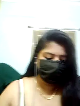 Snapshot of Reshma-Rani chatting on 12/01/25, 04:56 Reshma-Rani online show from 12/01/25, 04:56