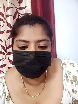 Snapshot of Reshma-Rani chatting on 02/08/26, 07:39 Reshma-Rani online show from 02/08/26, 07:39