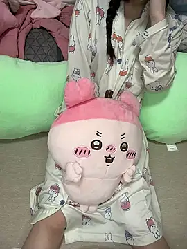 Snapshot of xx_Ojou_xx chatting on 10/05/25, 12:25 xx Ojou xx online show from 10/05/25, 12:25