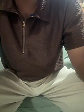 Snapshot of Muzan-Love chatting on 09/18/25, 12:51 Muzan-Love online show from 09/18/25, 12:51