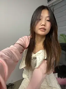 xixi 28 online show from 09/11/25, 03:23