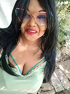 Snapshot of hemilynthomas2467 chatting on 03/25/26, 12:11 hemilynthomas2467 online show from 03/25/26, 12:11