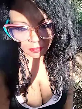 Snapshot of hemilynthomas2467 chatting on 04/05/26, 01:41 hemilynthomas2467 online show from 04/05/26, 01:41