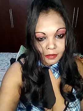 Snapshot of hemilynthomas2467 chatting on 04/15/26, 06:59 hemilynthomas2467 online show from 04/15/26, 06:59