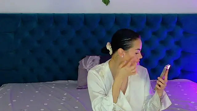 Snapshot of LexieRosse chatting on 11/13/25, 06:56 LexieRosse online show from 11/13/25, 06:56