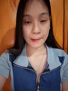 ChiecumBae online show from 11/18/25, 01:22