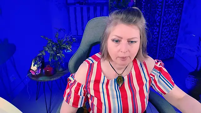 TiffanyBrauny online show from 09/09/25, 10:26