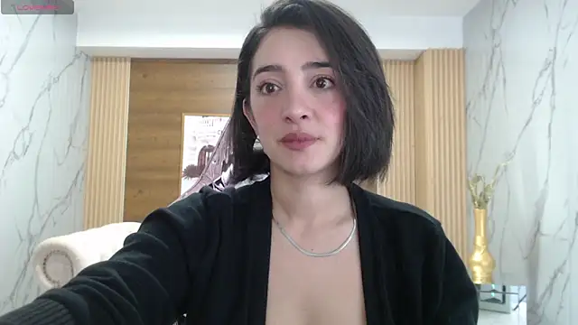 Snapshot of sara_lopez_s chatting on 04/10/26, 01:49 sara lopez s online show from 04/10/26, 01:49