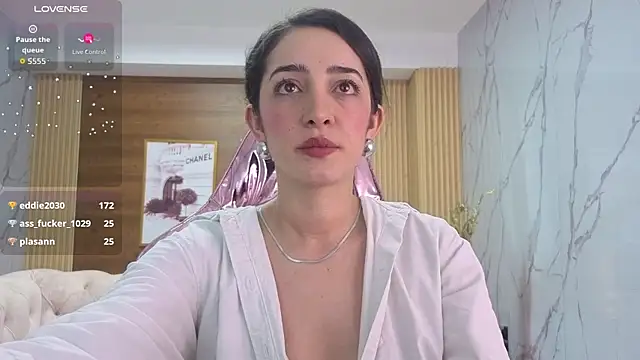 Snapshot of sara_lopez_s chatting on 04/29/26, 05:41 sara lopez s online show from 04/29/26, 05:41