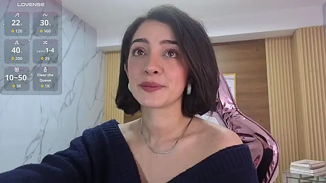 Snapshot of sara_lopez_s chatting on 05/04/26, 02:02 sara lopez s online show from 05/04/26, 02:02