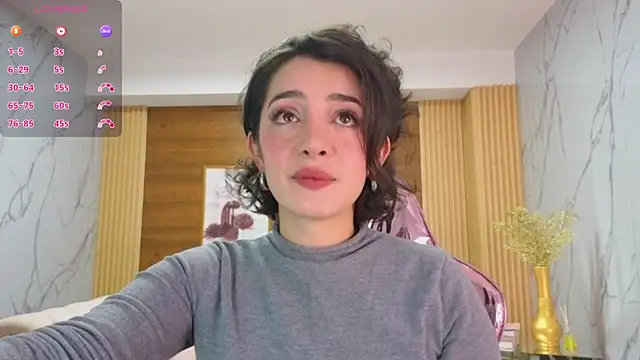 Snapshot of sara_lopez_s chatting on 06/10/26, 01:54 sara lopez s online show from 06/10/26, 01:54