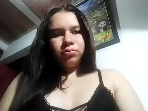 Shakiraa  online show from 09/11/25, 10:37