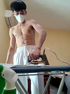 thienlong05 online show from 11/04/25, 01:38