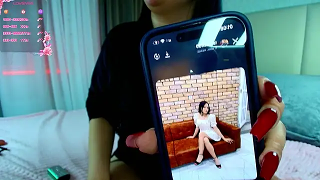 Snapshot of katerine_Monroe chatting on 03/05/26, 10:06 katerine Monroe online show from 03/05/26, 10:06