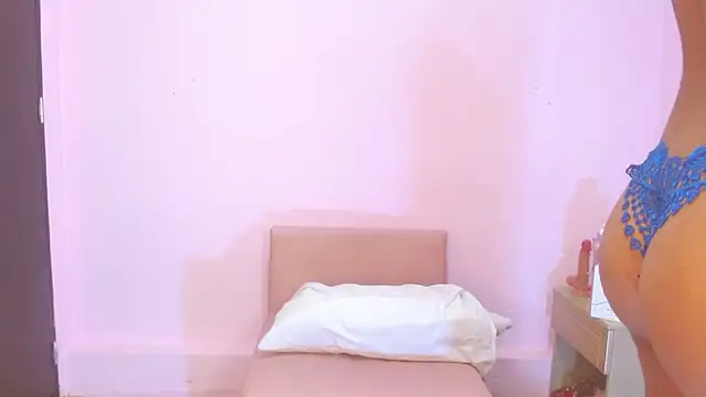 kiity horny  online show from 10/15/25, 01:00