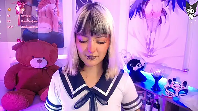 Snapshot of lil_candy77 chatting on 11/04/25, 12:15 lil candy77 online show from 11/04/25, 12:15