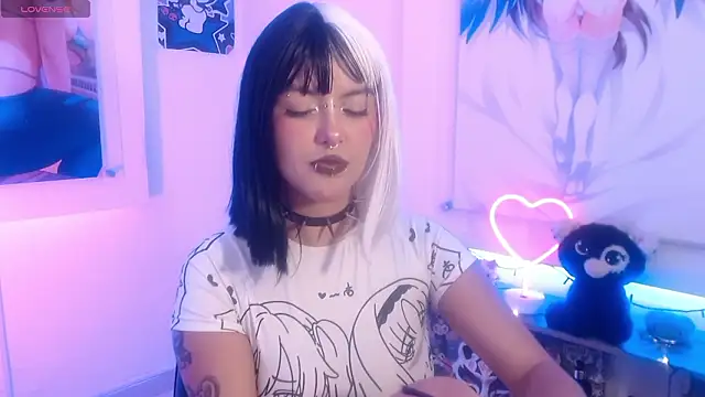 Snapshot of lil_candy77 chatting on 03/08/26, 12:20 lil candy77 online show from 03/08/26, 12:20