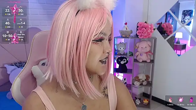 Snapshot of lil_candy77 chatting on 05/15/26, 12:01 lil candy77 online show from 05/15/26, 12:01
