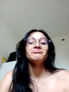 Snapshot of Virggin_Pussy_Cum chatting on 10/14/25, 12:50 Virggin Pussy Cum online show from 10/14/25, 12:50