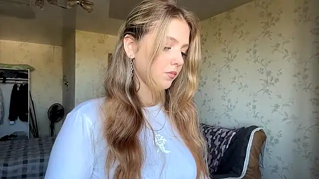 Reserved Mull online show from 09/17/25, 07:32