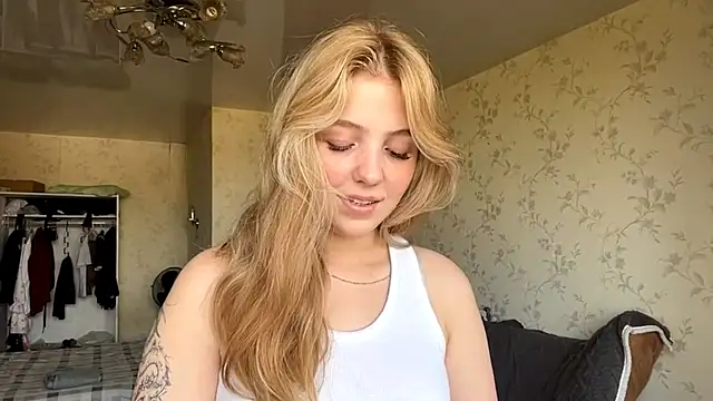 Reserved Mull online show from 09/29/25, 07:24