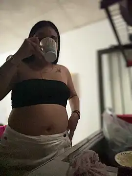 Sophie Dreamss online show from 11/22/25, 09:25